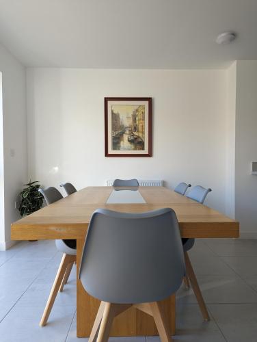 Ebbsfleet Valley Home