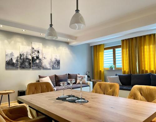 Apartament Wilcza Jama z kominkiem - Viva pod Giewontem Apartamenty, Zakopane