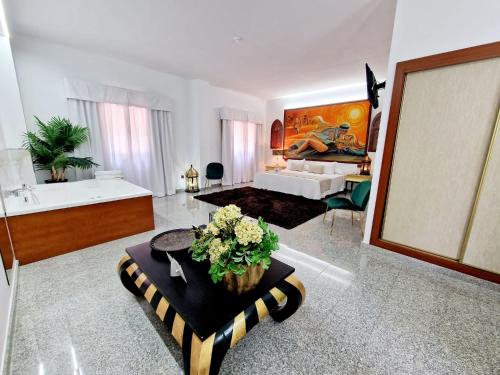 Hotel Plaza del Castillo in Churriana