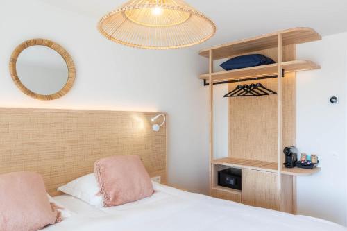 Double Room with Balcony room in C-Hotels Zeegalm