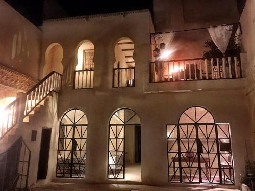 Riad Dar El Caid - Palais XIII Siecle in Tozeur