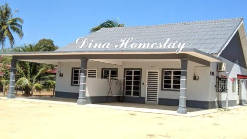 B&B Pasir Puteh - Dina Homestay B - Bed and Breakfast Pasir Puteh