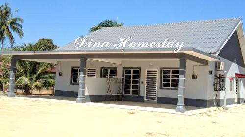 Dina Homestay B