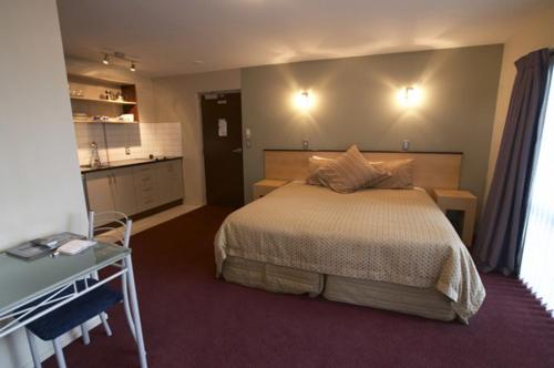 Athena Apartment