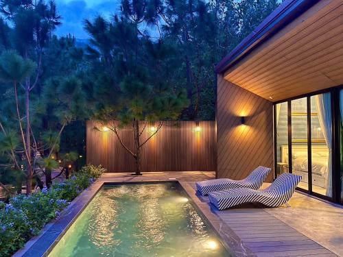 設施, 帕松別墅 (Villa PaSon) in 閣考