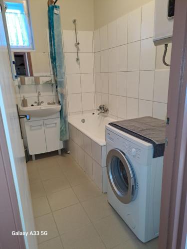 Széll 3 Apartman