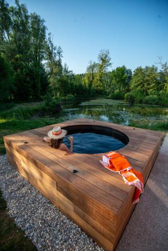 Le Nichoir du Marais - écolodge - Chambre d'hôtes - Ponts-et-Marais