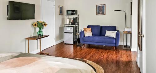 Studio Mins to Culver City Downtown, Sony & Venice