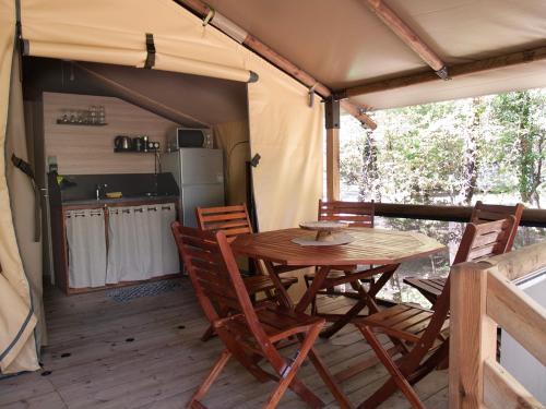 Iekārtas, Camping L'Ondine de Provence in La Motte-Chalancon