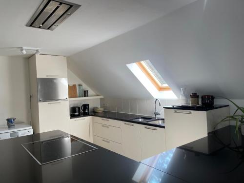 廚房, La Canopée des Arbres, Juliette (La Canopee des Arbres, Juliette) in 埃勒澤勒