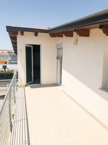 Зовнішній вигляд готелю, "La casa di Ale" MODERN SUITE in Мондрагоне