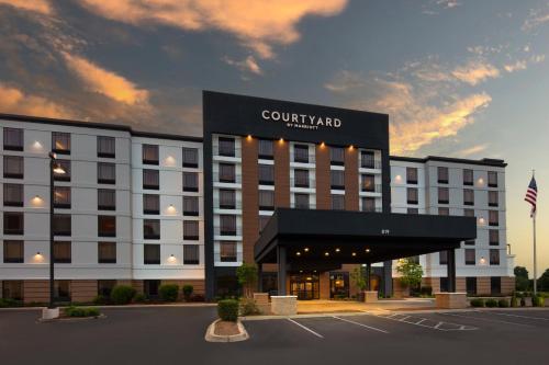 Courtyard by Marriott Louisville Airport