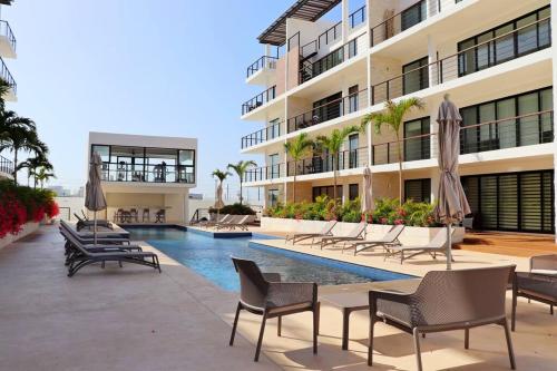 New Condo with Pool, Gym, A/C, WiFi, King Size bed, Cancún (photo 7)