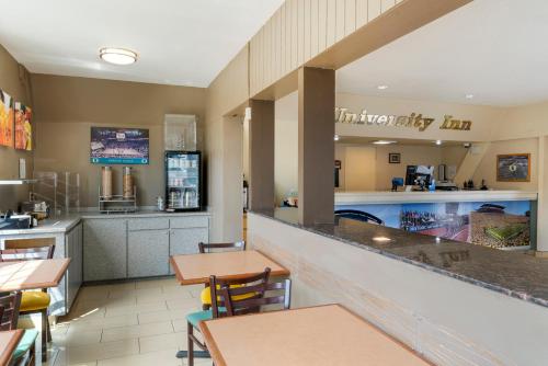 University Inn and Suites Eugene