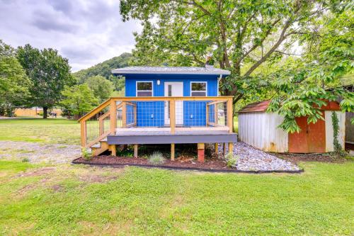 Cozy Hikers Hideaway Steps From Creeper Trail!