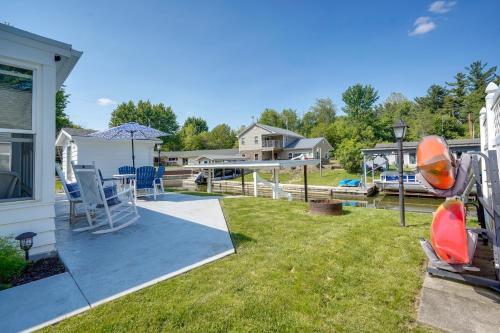 Waterfront Lakeview Cottage with Dock and Lift!