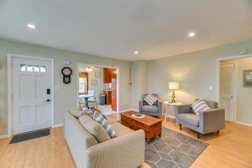 Charming Canandaigua Lake House with Deck and Views! in Rushville, USA