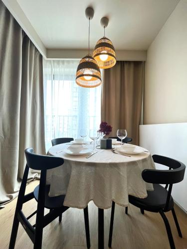 WYSZYŃSKIEGO Apartment - Self Check-In 20h - Parking &Lift, Breslau (Foto 2)