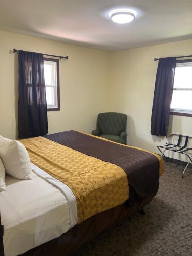 All Star Inn & Suites United States