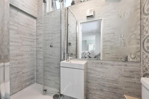 Wembley Luxury Residence- Opulence House, Londýn (fotografie 8)
