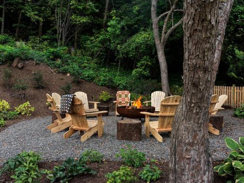 Little Cat Lodge in Hillsdale, USA