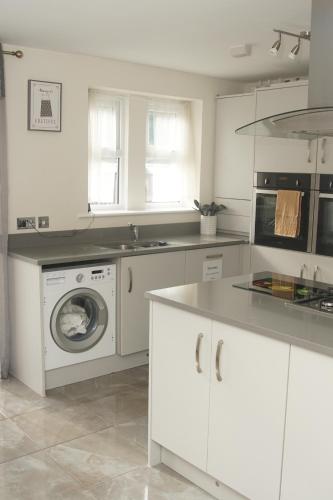 Deluxe City Centre 4 Bedroom Entire Town House in Headingley