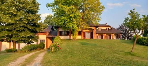 Villa Pieve - Accommodation - Moncalvo