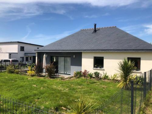 Maison Neuve à St-Thégonnec gîte à louer Saint-Thégonnec