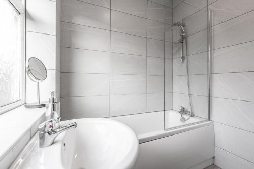 Connaught House - Wi-Fi, Parking, Contractors, Preston (foto 10)