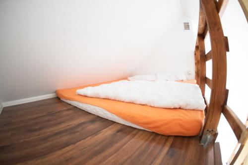 Domek Breloka Domek Breloka