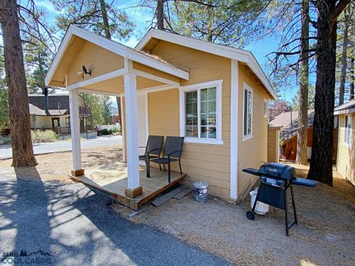 Baby Bear - A delightful studio style property in the perfect central location! - Apartment - Big Bear Lake