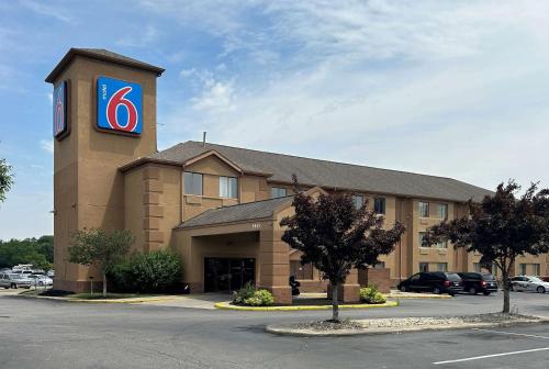 Motel 6-Indianapolis, IN - Airport