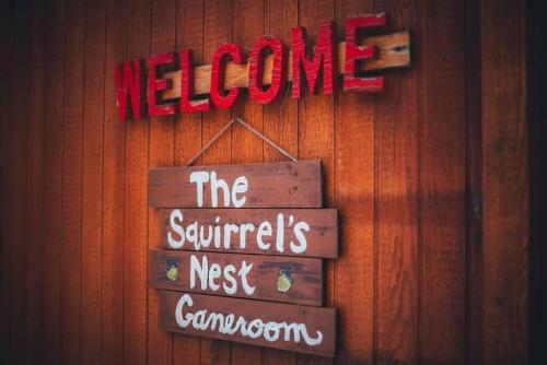 Cabin #5 Black Bear - Pet Friendly - Sleeps 6 - Playground & Game Room, Payson (photo 10)