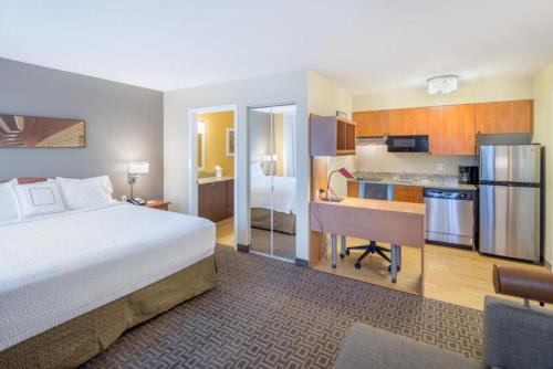 TownePlace Suites by Marriott Seattle Southcenter