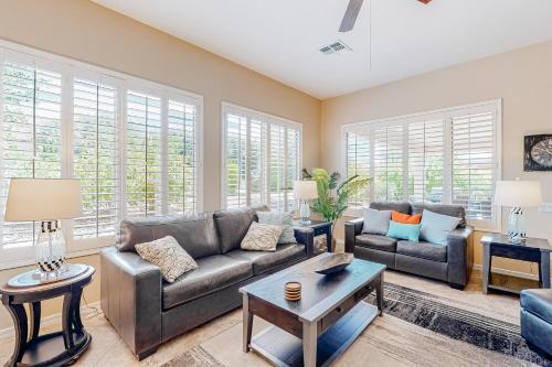 Sun City West Livin' in ซันซิตี้