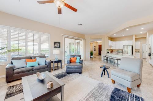 Sun City West Livin' in ซันซิตี้