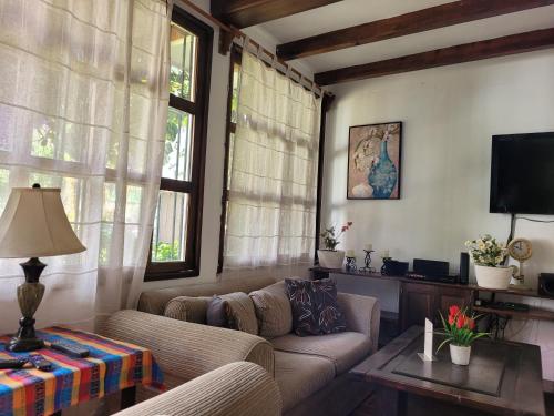 Villas Santa Ana-Ricardo, Antigua Guatemala (foto 11)