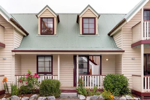 BIG4 Strahan Holiday Retreat in Strahan