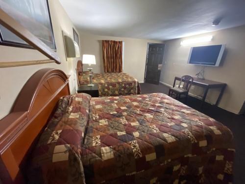 Pennswoods Inn - image 11