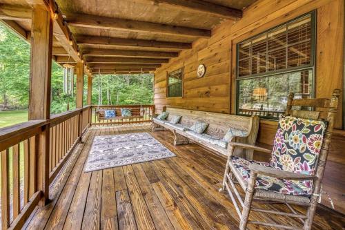 Wears Valley Cabin on 5 Acres, Hot Tub, Pets in Sevierville, USA