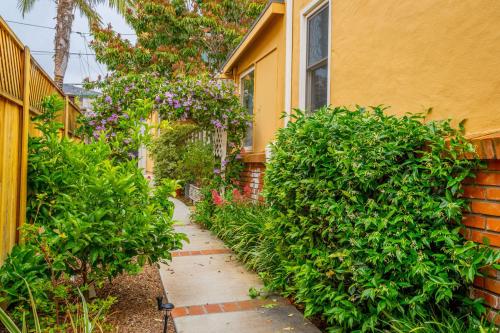 Delightful Cottage in Seaside Town of La Jolla Village in San Diego, USA