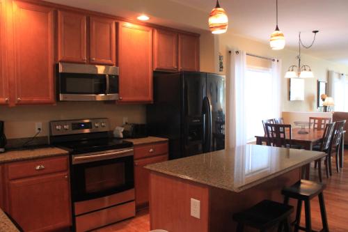 Klonteska Condominiums By VCI Real Estate Services - image 5