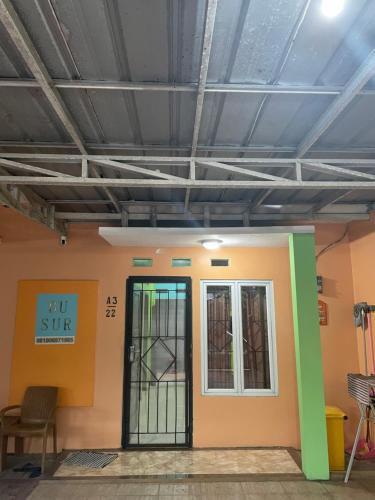 Bu Sur Homestay - Kota Depok