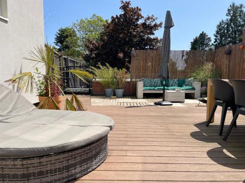  Spacious appartement in scenic quarter with huge roof terrace in Breda