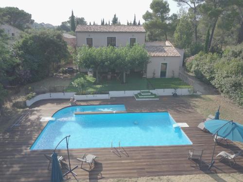 NATURE et TOURISME villa 8 adultes ou 10 personnes si enfants gîte à louer Sillans-la-Cascade