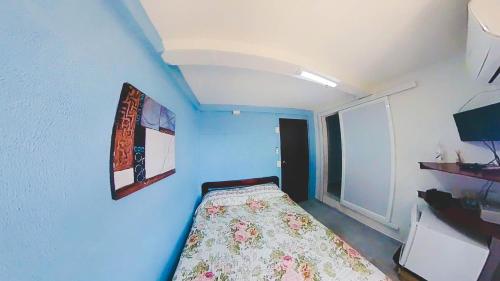 Standard Double Room image 8