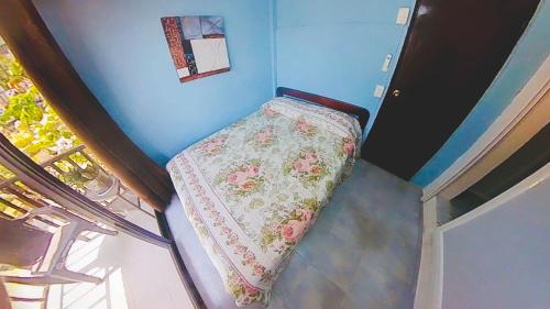 Standard Double Room image 9