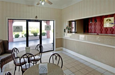 Rodeway Inn Canton I-55 – Canton, MS