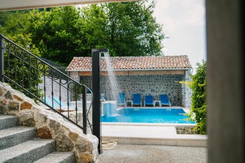 Villa image 8