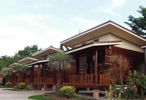 พบรักรีสอร์ท Pobruk resort in Sri Chiang Mai
